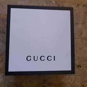 Gucci gift box